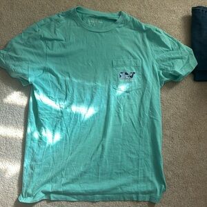 Vineyard vines tshirt